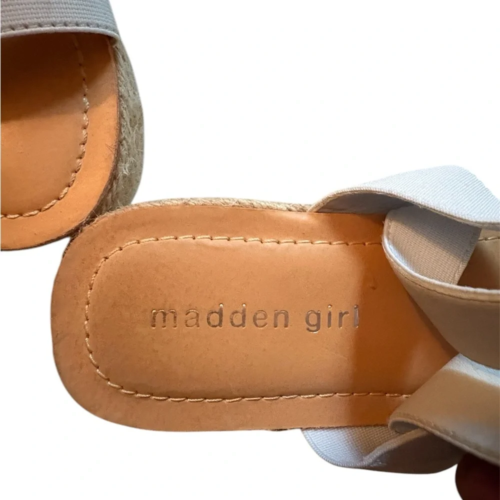Madden Girl Womens Sandals Strap White Brown 7.5M - Picture 3 of 7